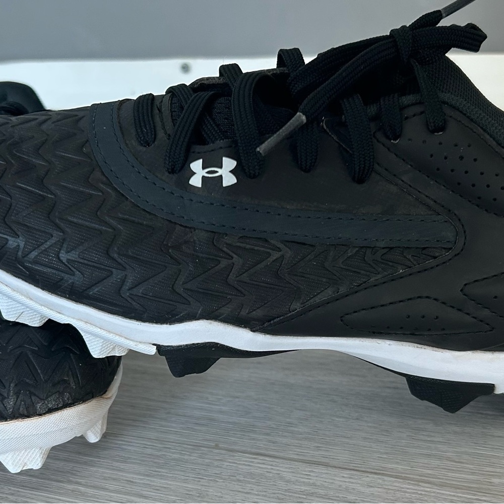 Under Armour Kids Black and White Athletic Cleats Sneakers